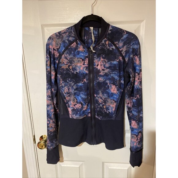 LULULEMON Size 6 Ventilated Mesh RUN Zip Jacket